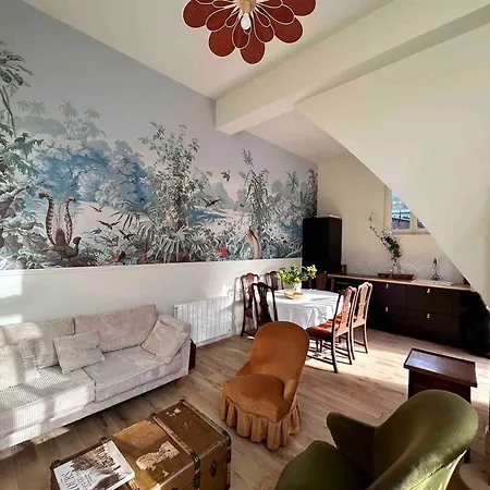 Jolie Maison Avec Jardin Proche Du Centre Au Calme Comme A La Campagne *