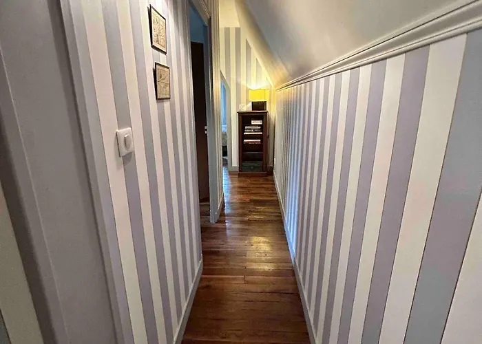 Jolie Maison Avec Jardin Proche Du Centre Au Calme Comme A La Campagne * Tours